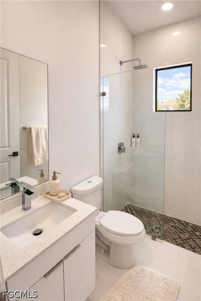 2102 Nw 25th Pl - Photo 7 of 23