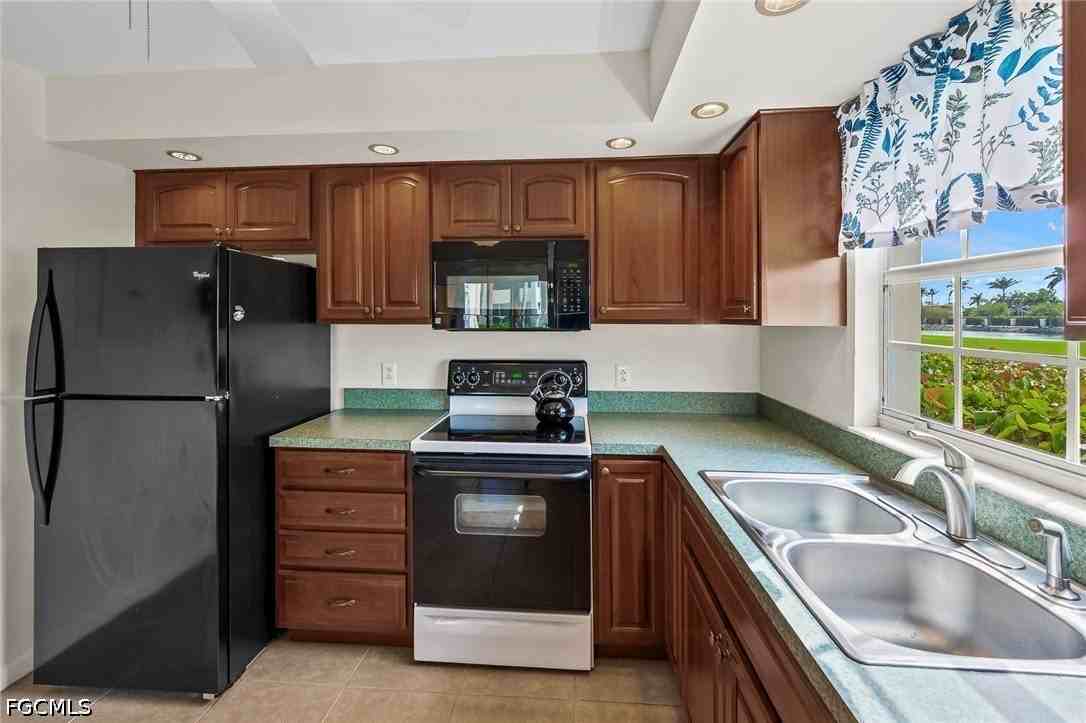 14995 Rivers Edge Ct #151 - Photo 7 of 18