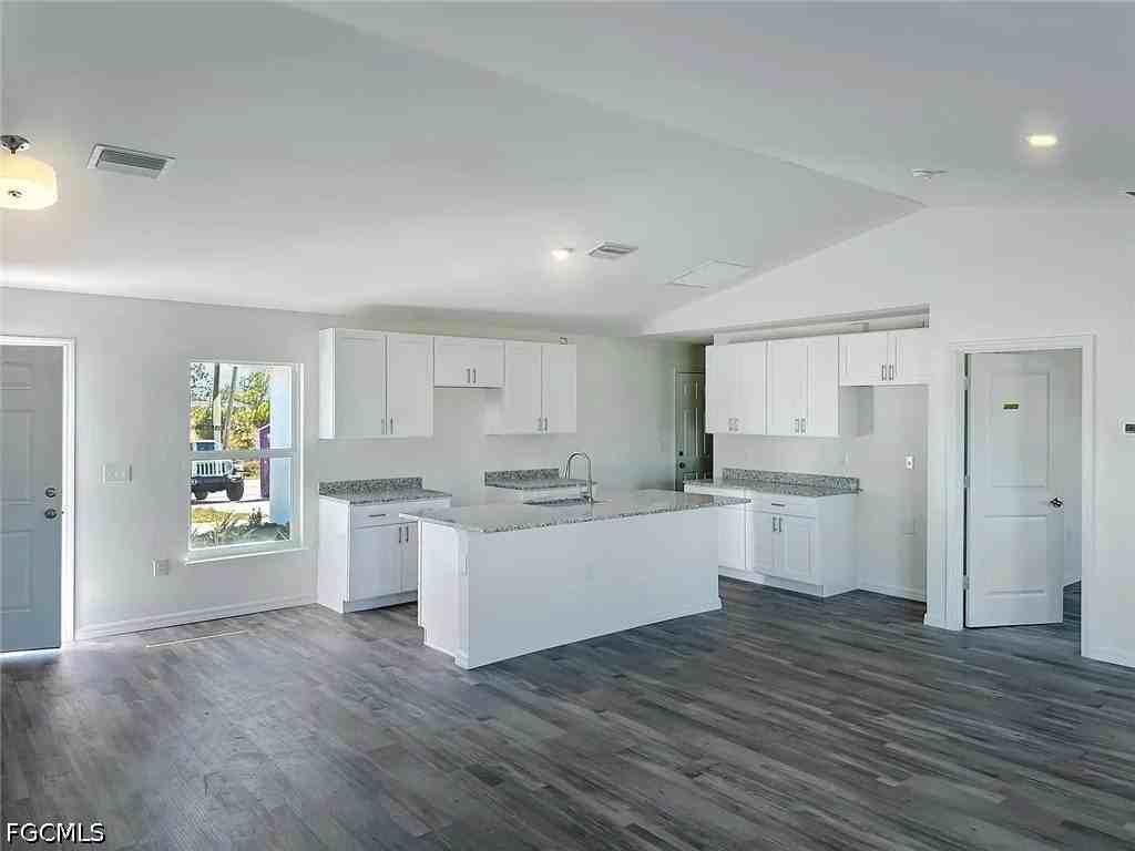 3929 Nw 42nd Ln - Photo 2 of 9