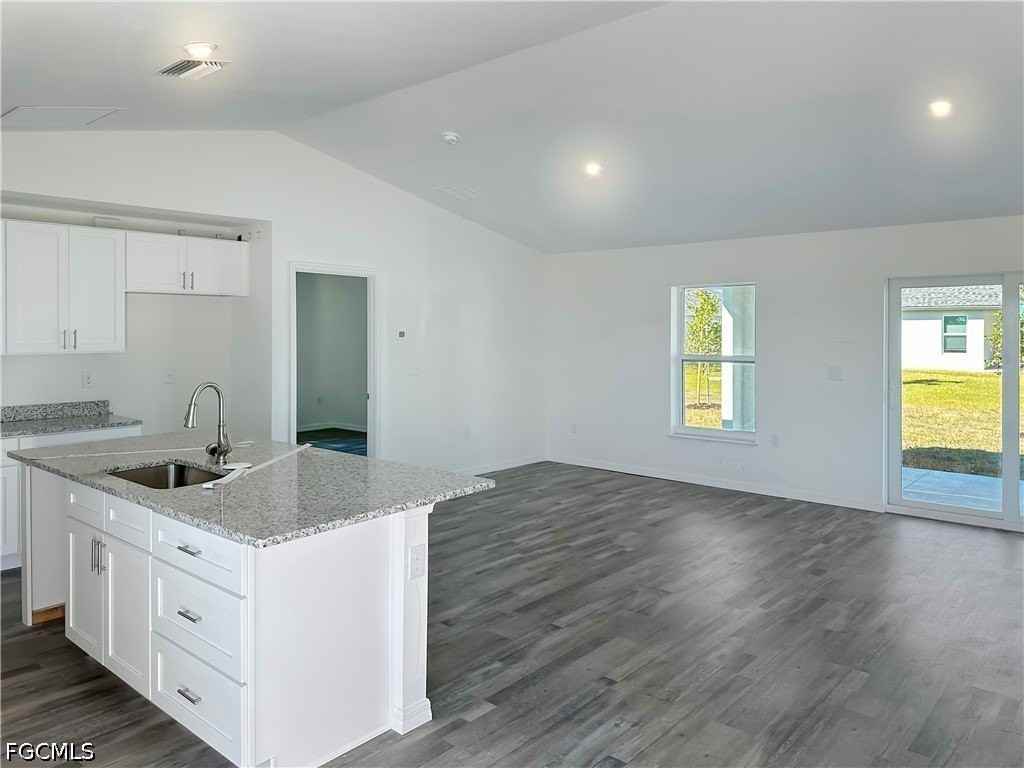 3929 Nw 42nd Ln - Photo 4 of 9