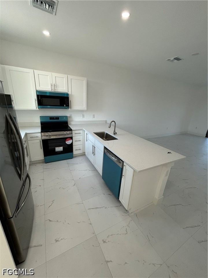 177/179 Pennfield Street - Photo 3 of 12