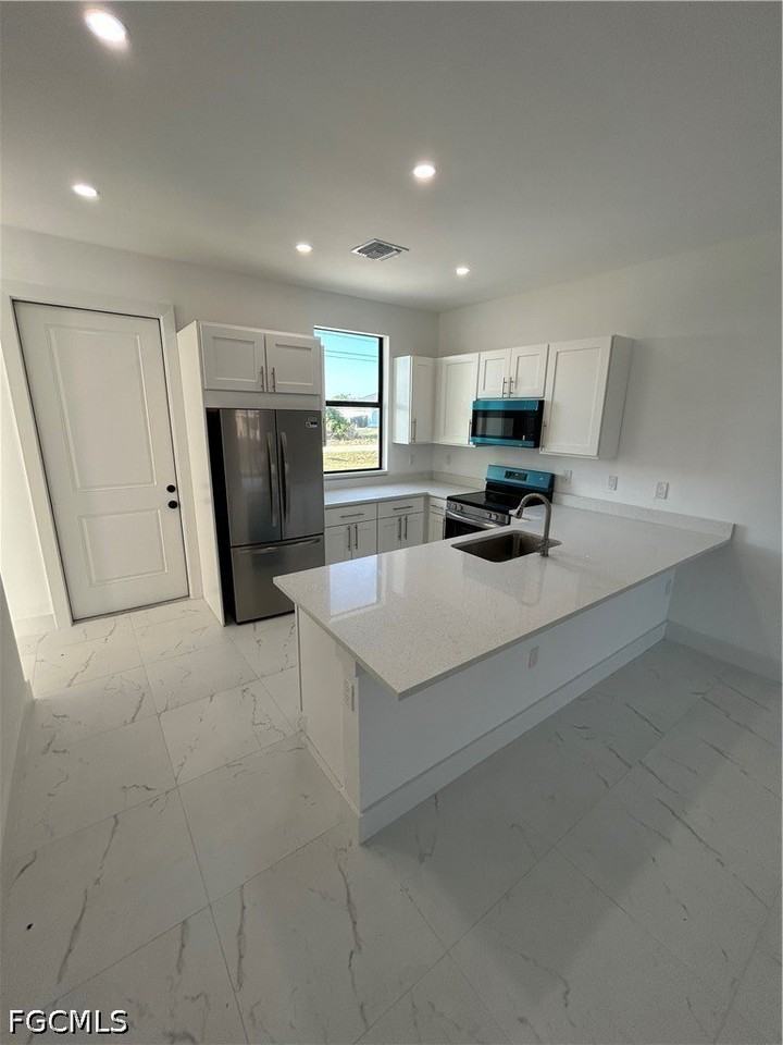 177/179 Pennfield Street - Photo 4 of 12