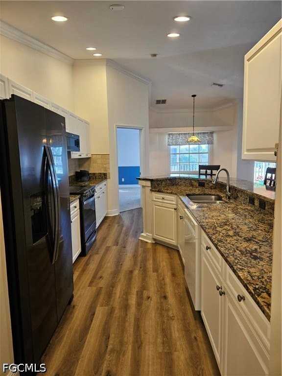 20012 Petrucka Cir N #D - Photo 4 of 15