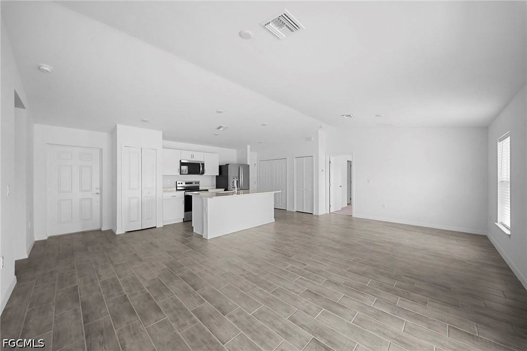 2815 24th St W - Photo 4 of 23