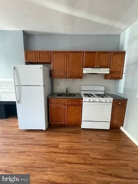 923 N 28th St #1stFL - Photo 5 of 12