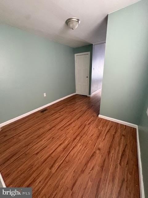 923 N 28th St #1stFL - Photo 7 of 12