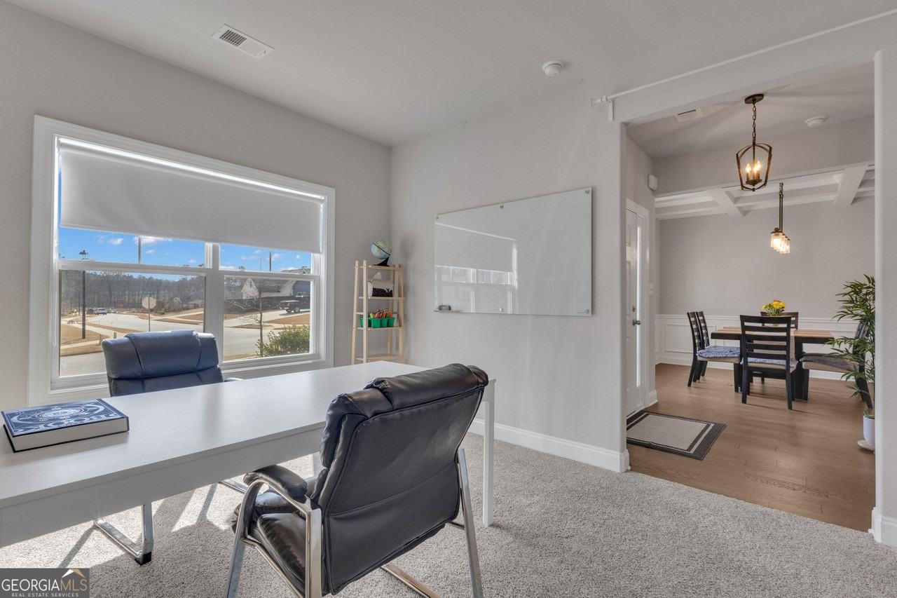 21 Long Branch Trl - Photo 7 of 44