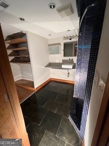 566 Rankin St Ne #B - Photo 4 of 5
