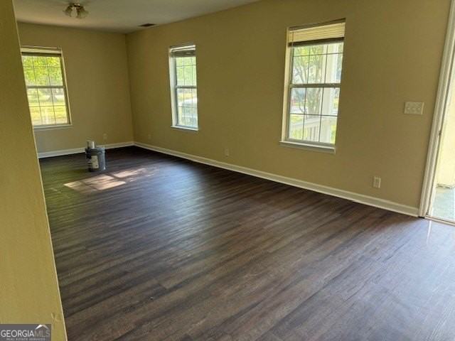 101 College St - Photo 5 of 15