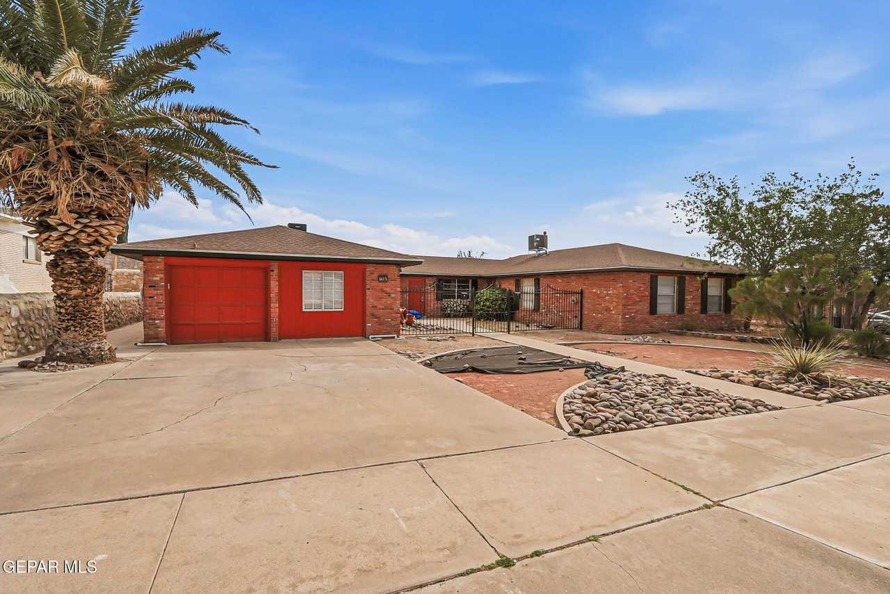 6613 Escondido Dr #B
