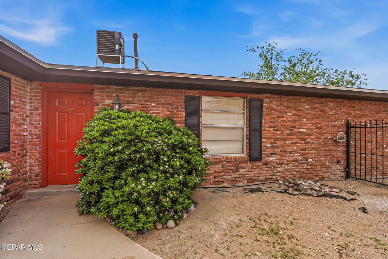6613 Escondido Dr #B - Photo 3 of 29