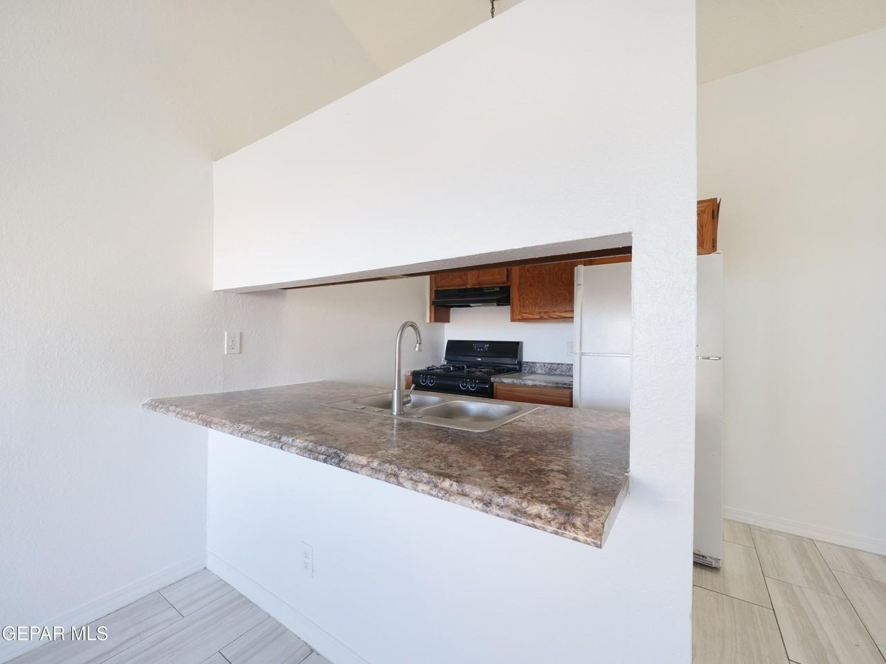 1901 Lake Omega St #D - Photo 6 of 17