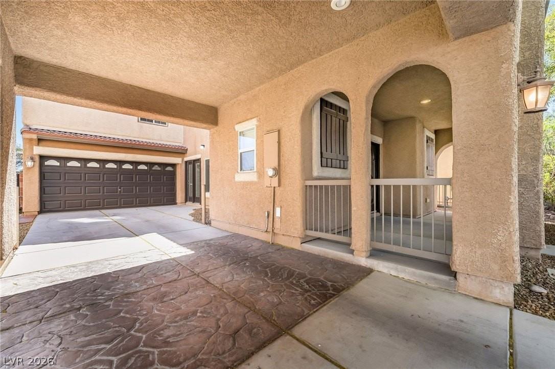 9372 Glendora Valley St - Photo 2 of 24