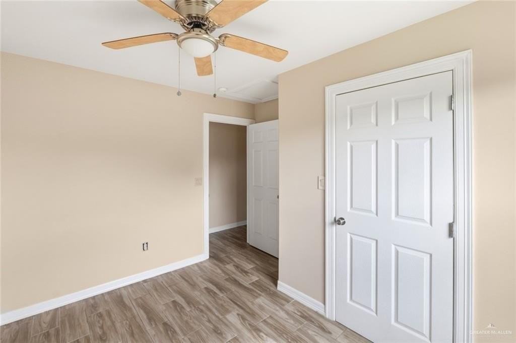 811 Carlson St - Photo 6 of 10