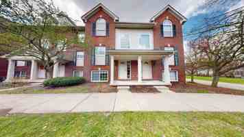 featured image of 3073 Promenade Cir