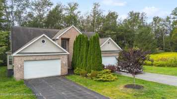 featured image of 32 Pine Tree Dr #L4B