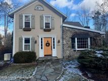 517 Clinton St - Photo 1 of 1