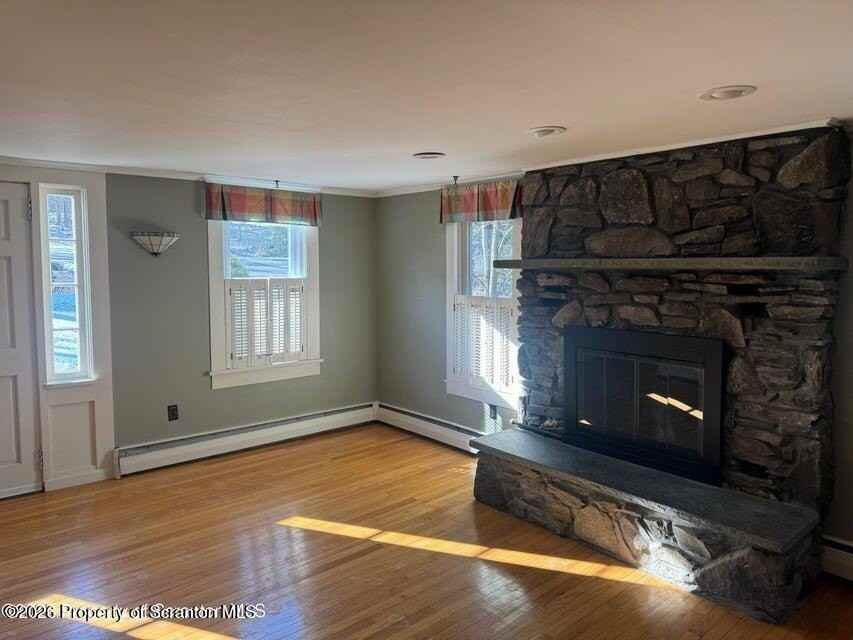 517 Clinton St - Photo 2 of 13