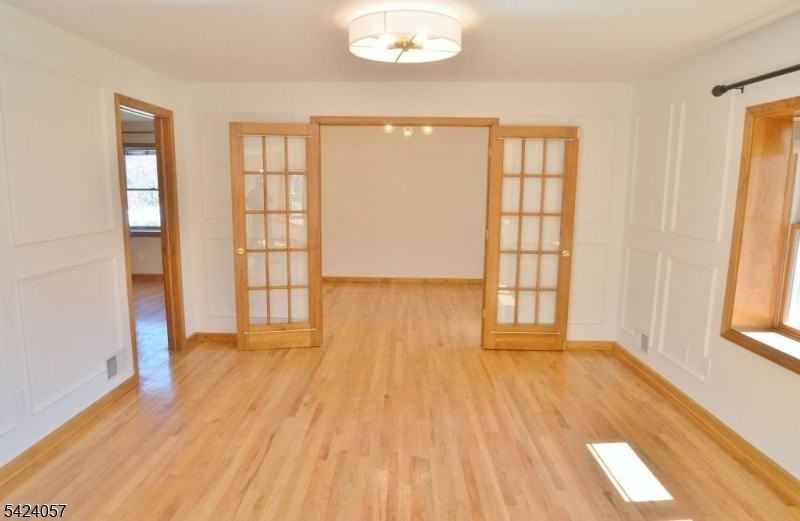 77 Rockwood Rd - Photo 5 of 31