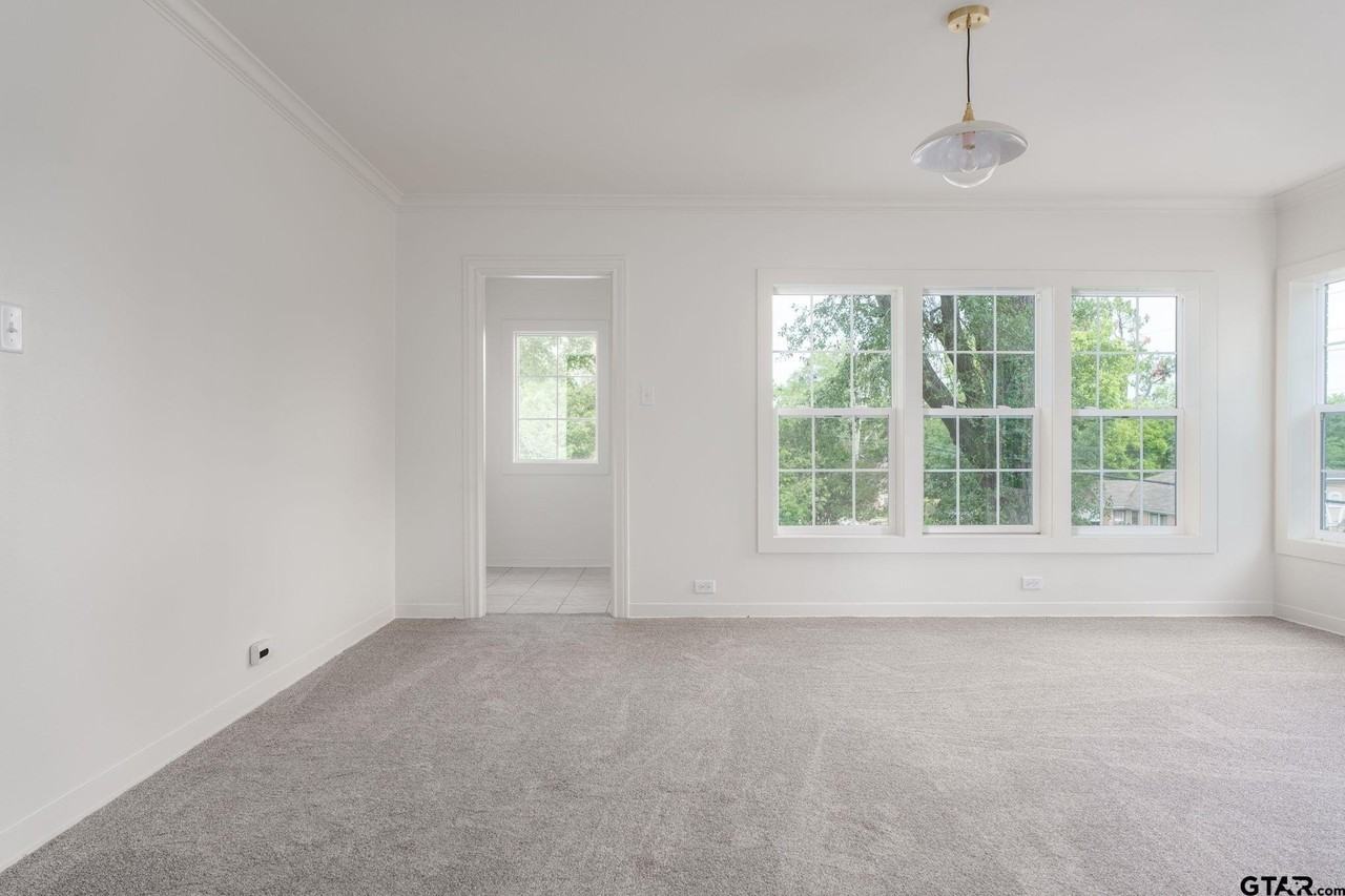 2016B Jarrel Ave - Photo 7 of 17