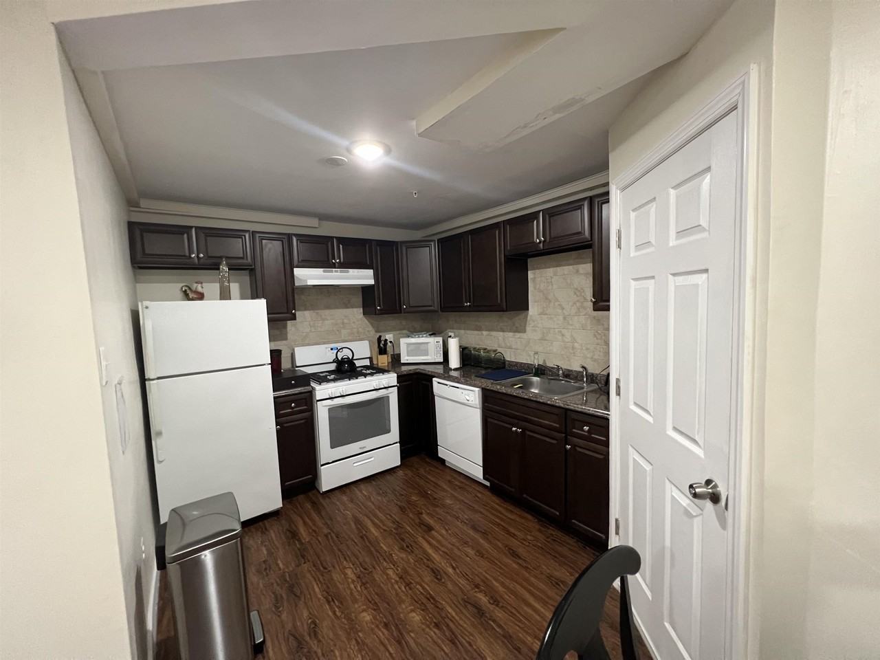 5700 Broadway #GL - Photo 3 of 7