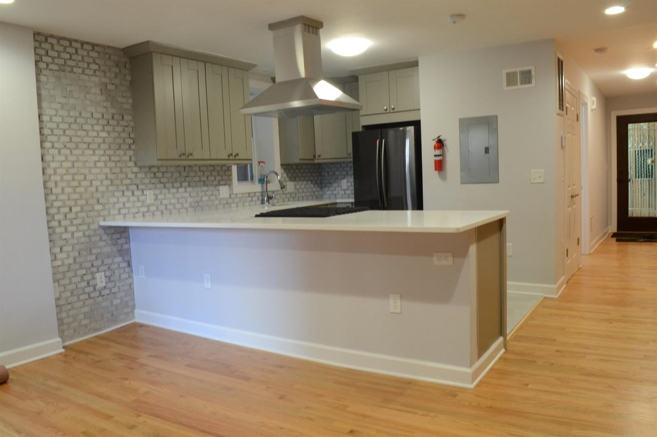 1211 Palisade Ave - Photo 2 of 15