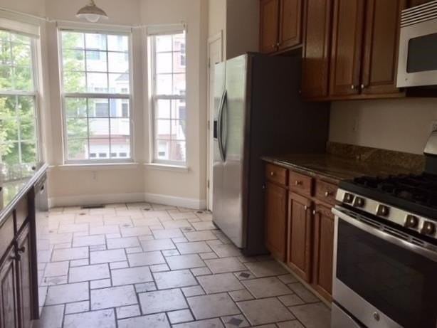 15 Alexander Ct - Photo 2 of 13