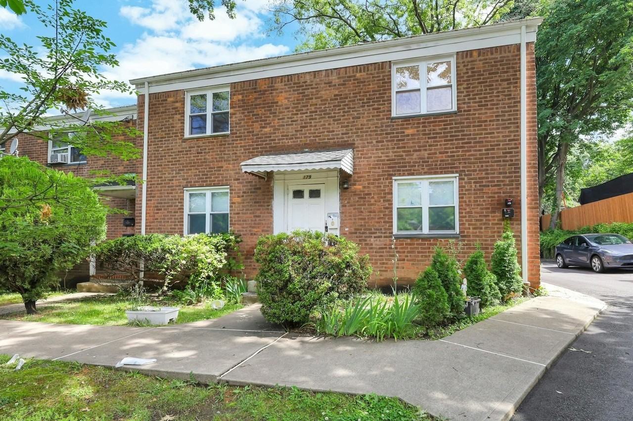 179 Christie Hts #B - Photo 4 of 22