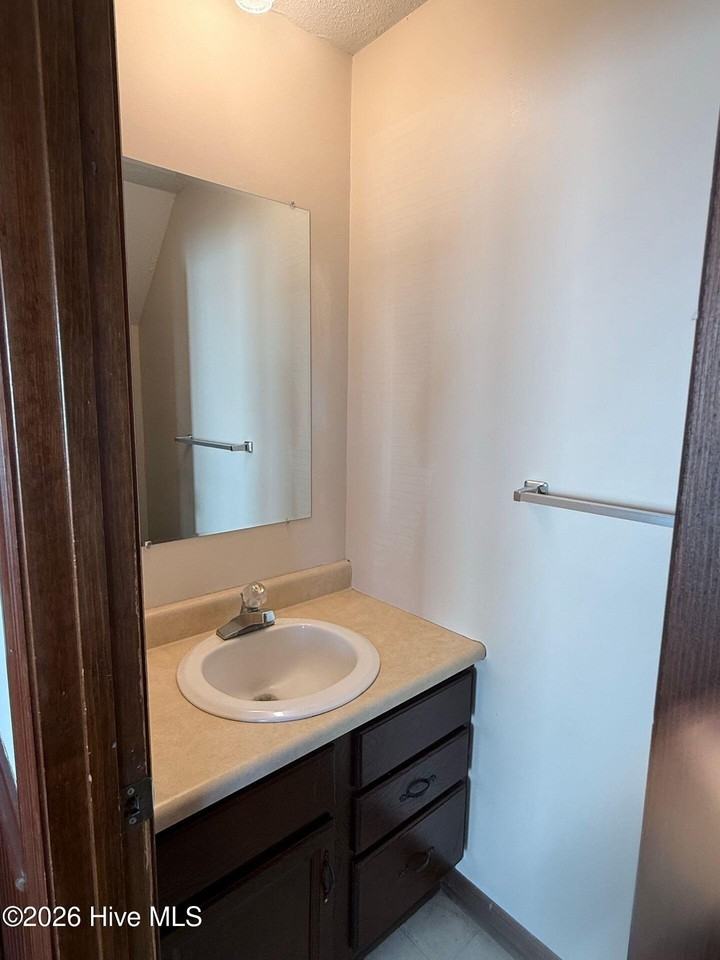 1985 New River Inlet Rd - Photo 6 of 13