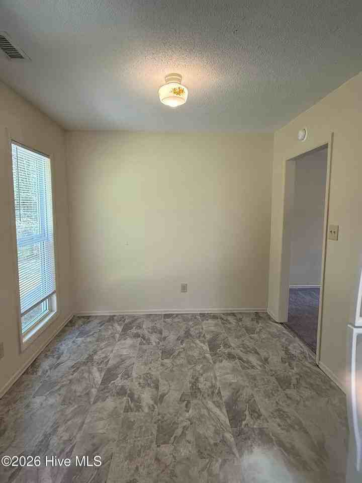 306 Pine Valley Rd - Photo 3 of 8