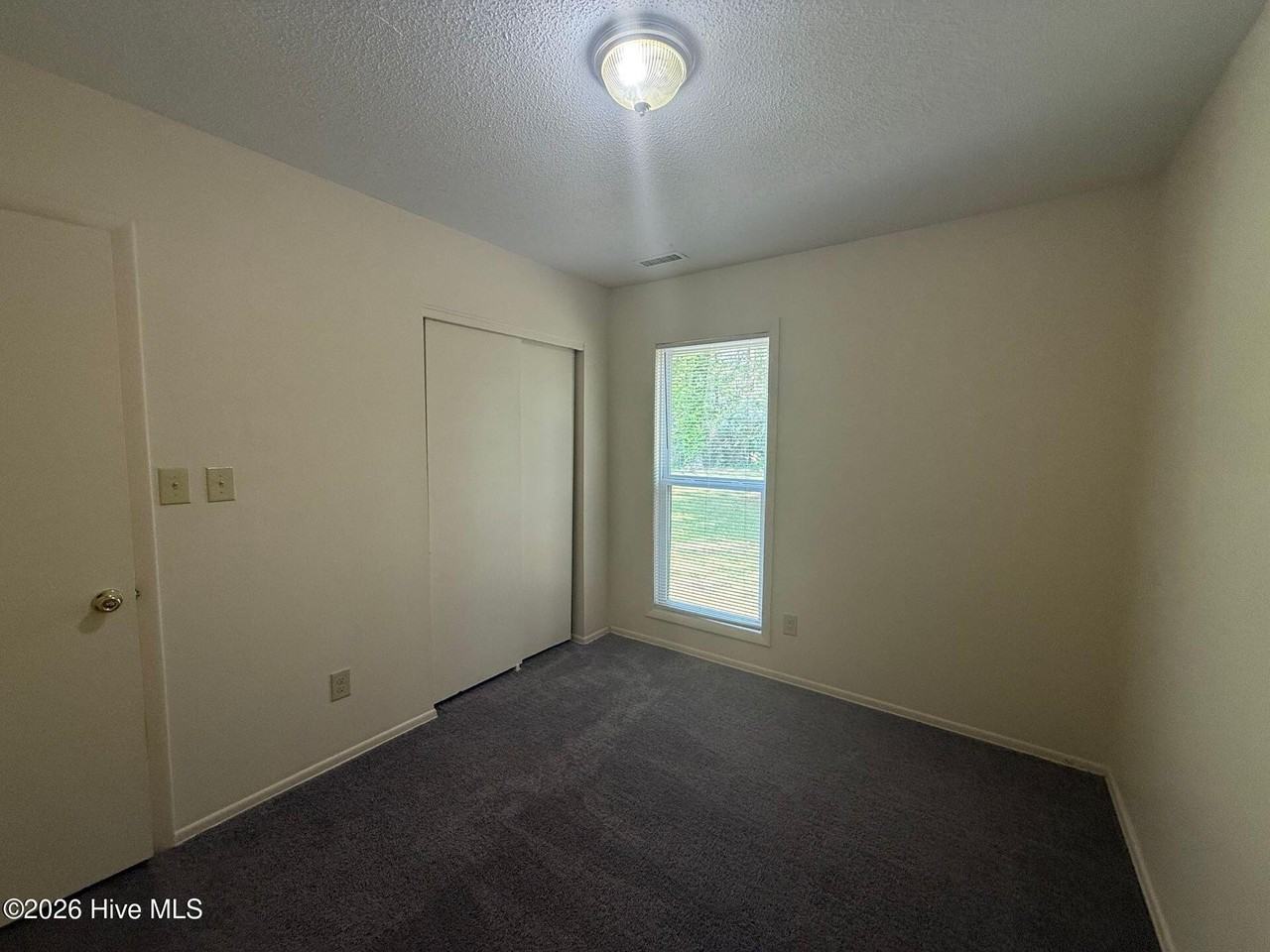 306 Pine Valley Rd - Photo 6 of 8