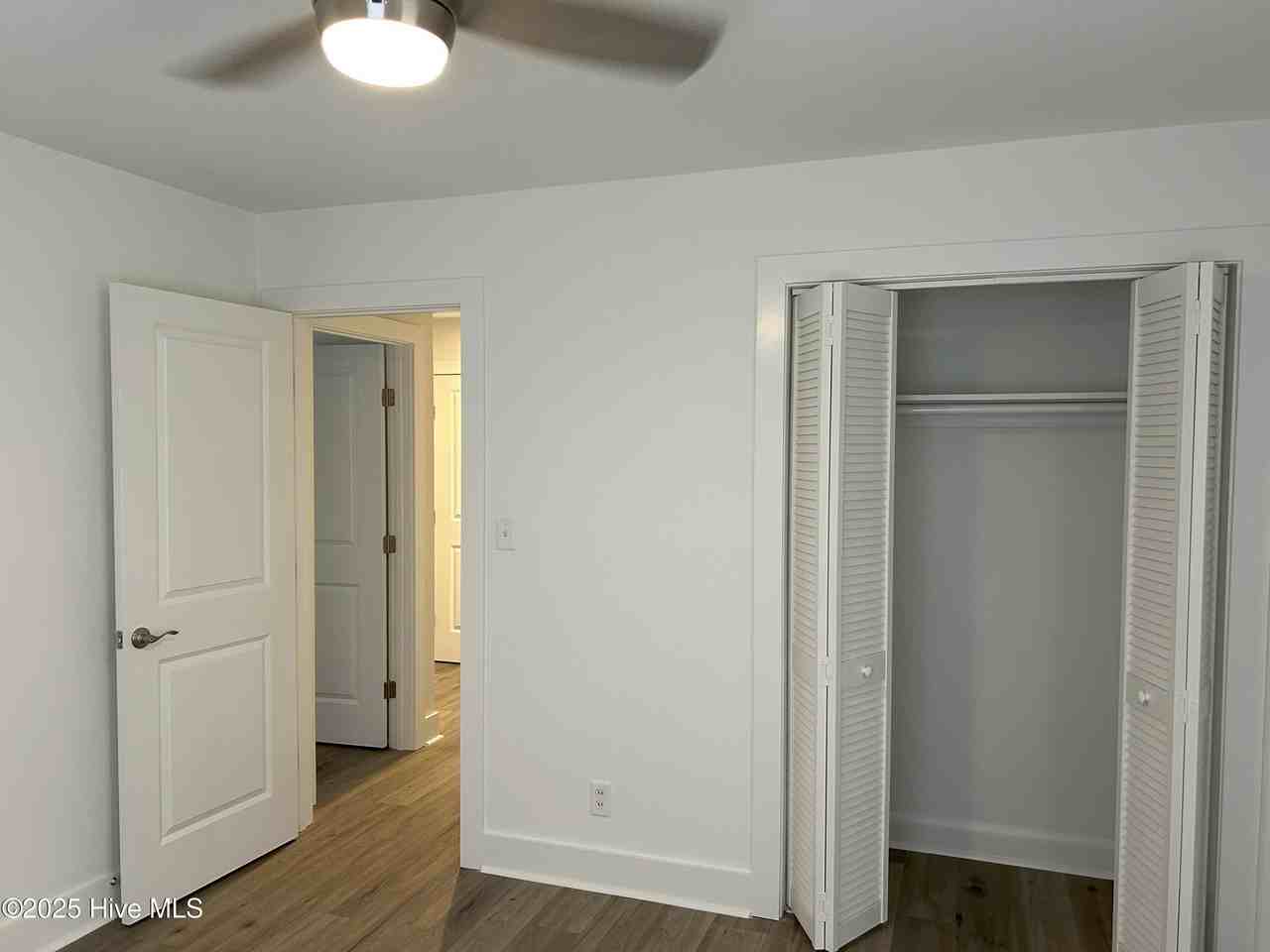 113 Hawthorne Dr - Photo 7 of 23