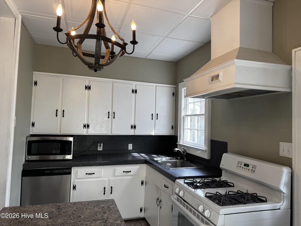 414 Metcalf St #A - Photo 6 of 16