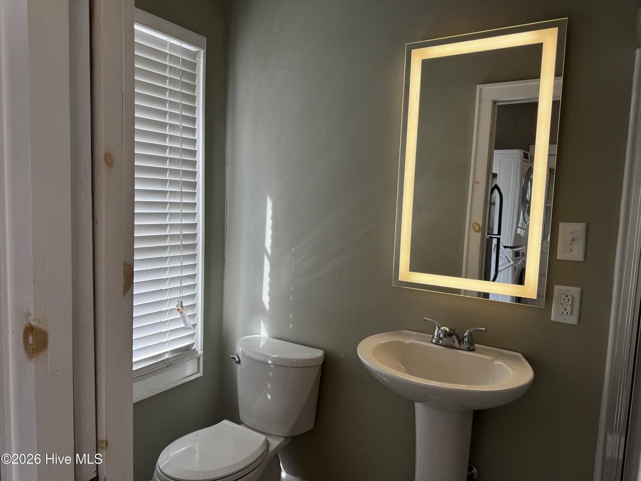 414 Metcalf St #A - Photo 7 of 16