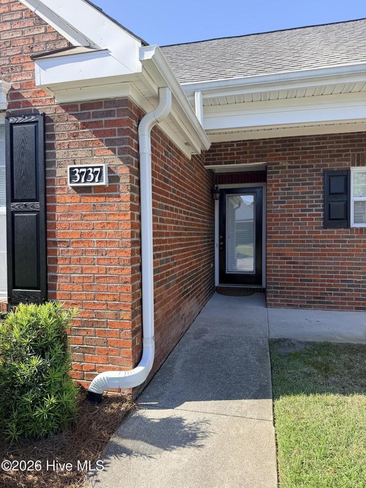 3737 Merestone Dr - Photo 3 of 28