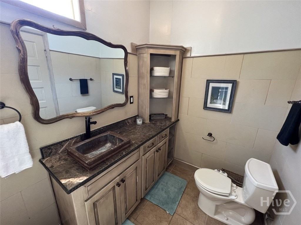 107 W 37th St - Photo 5 of 20