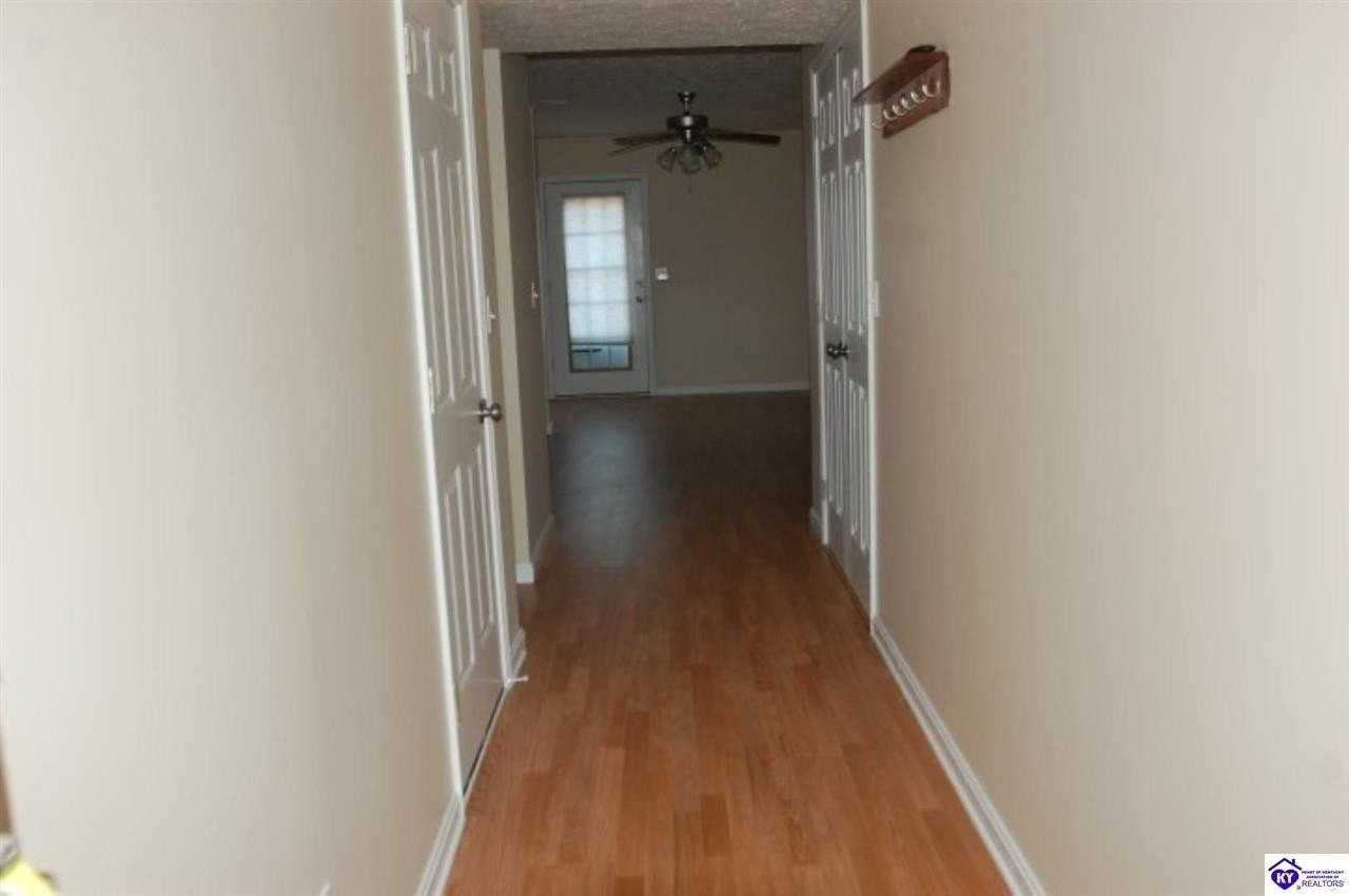 118 Darby Woods Ct - Photo 2 of 17