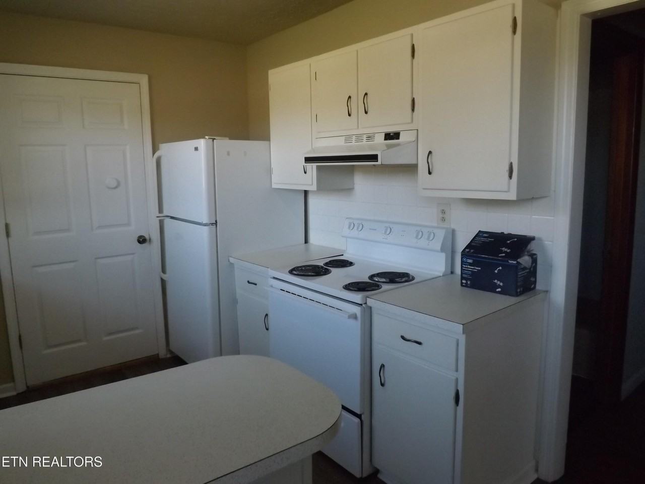 800 Shawanee Rd - Photo 4 of 17