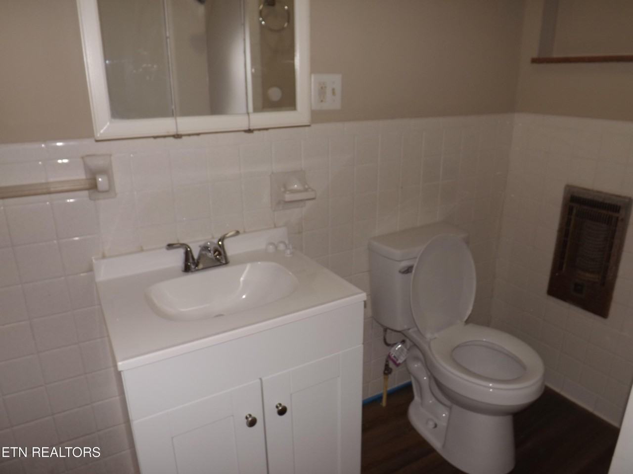 800 Shawanee Rd - Photo 6 of 17