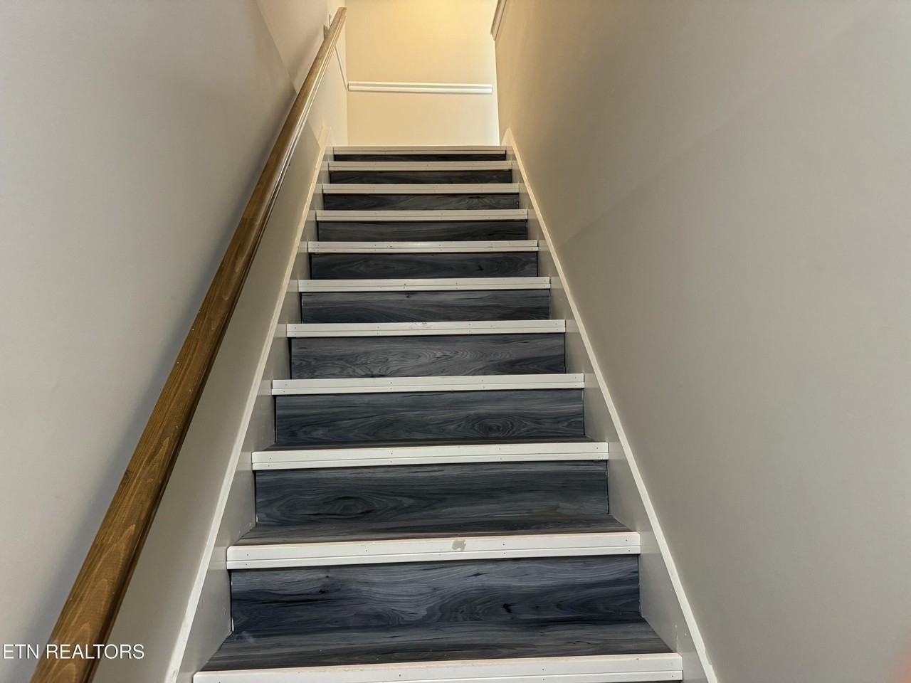 8817 Ashton Ct - Photo 7 of 9