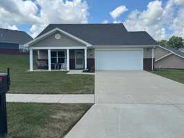 featured image of 28 Heron Pl