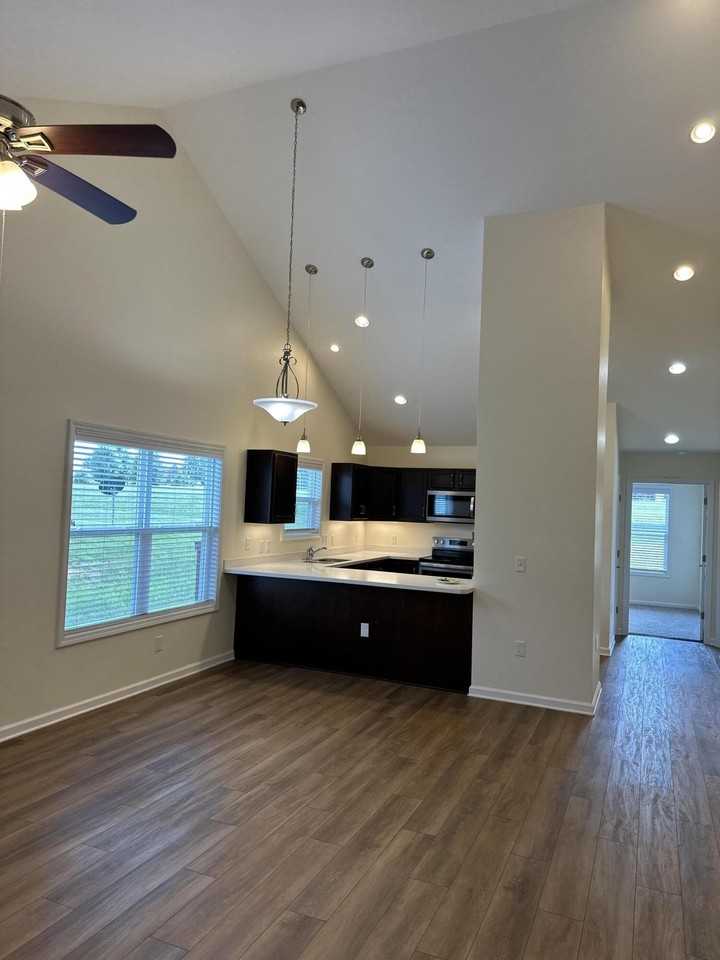 28 Heron Pl - Photo 7 of 13