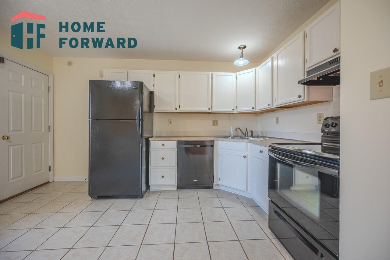 2504 Ashbrooke Dr - Photo 6 of 16