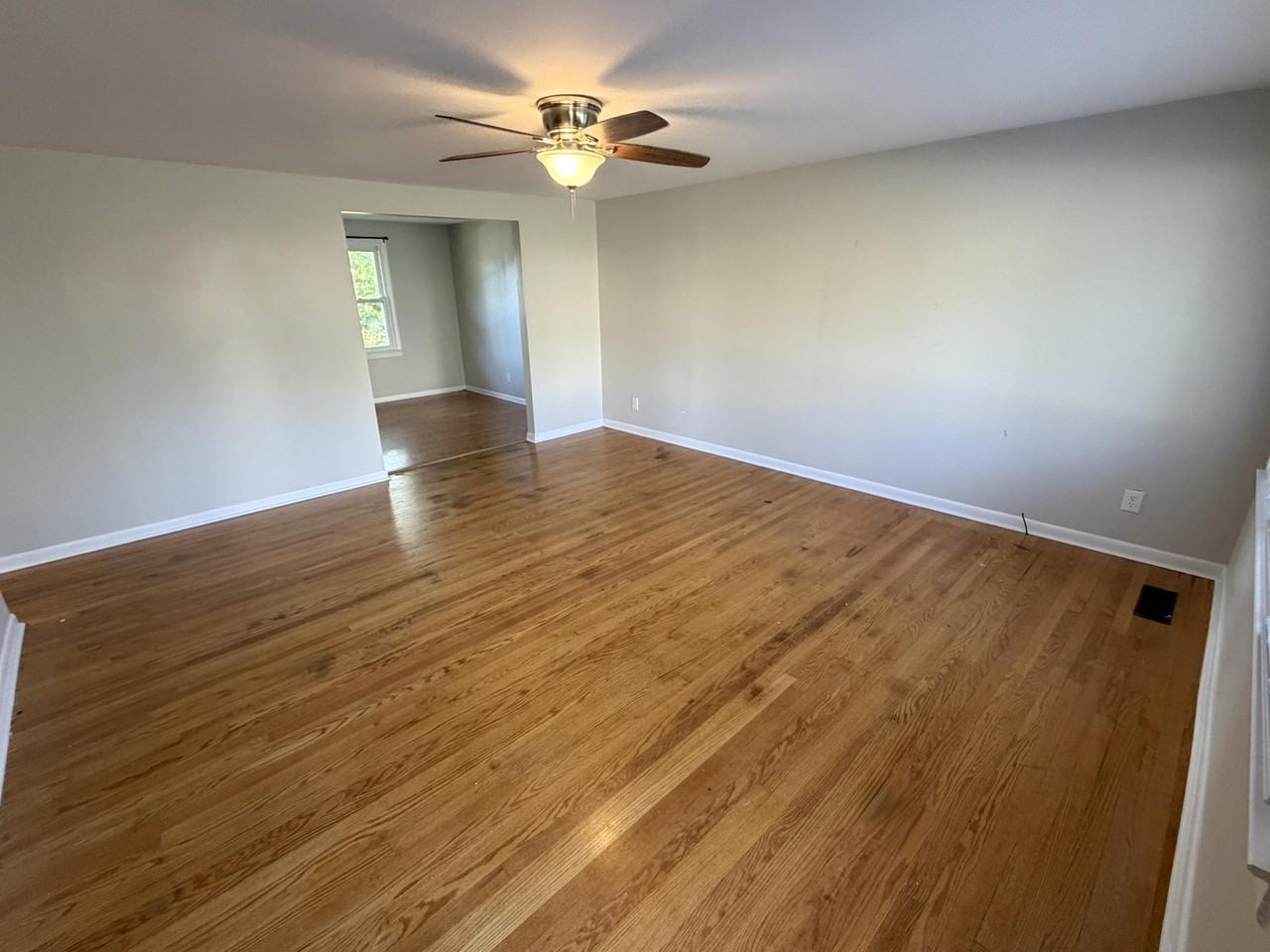 207 Beecher St #1 - Photo 2 of 7