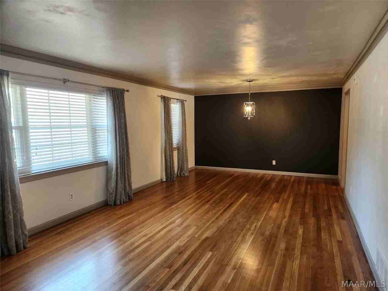 2814 Ashley Ave - Photo 6 of 50