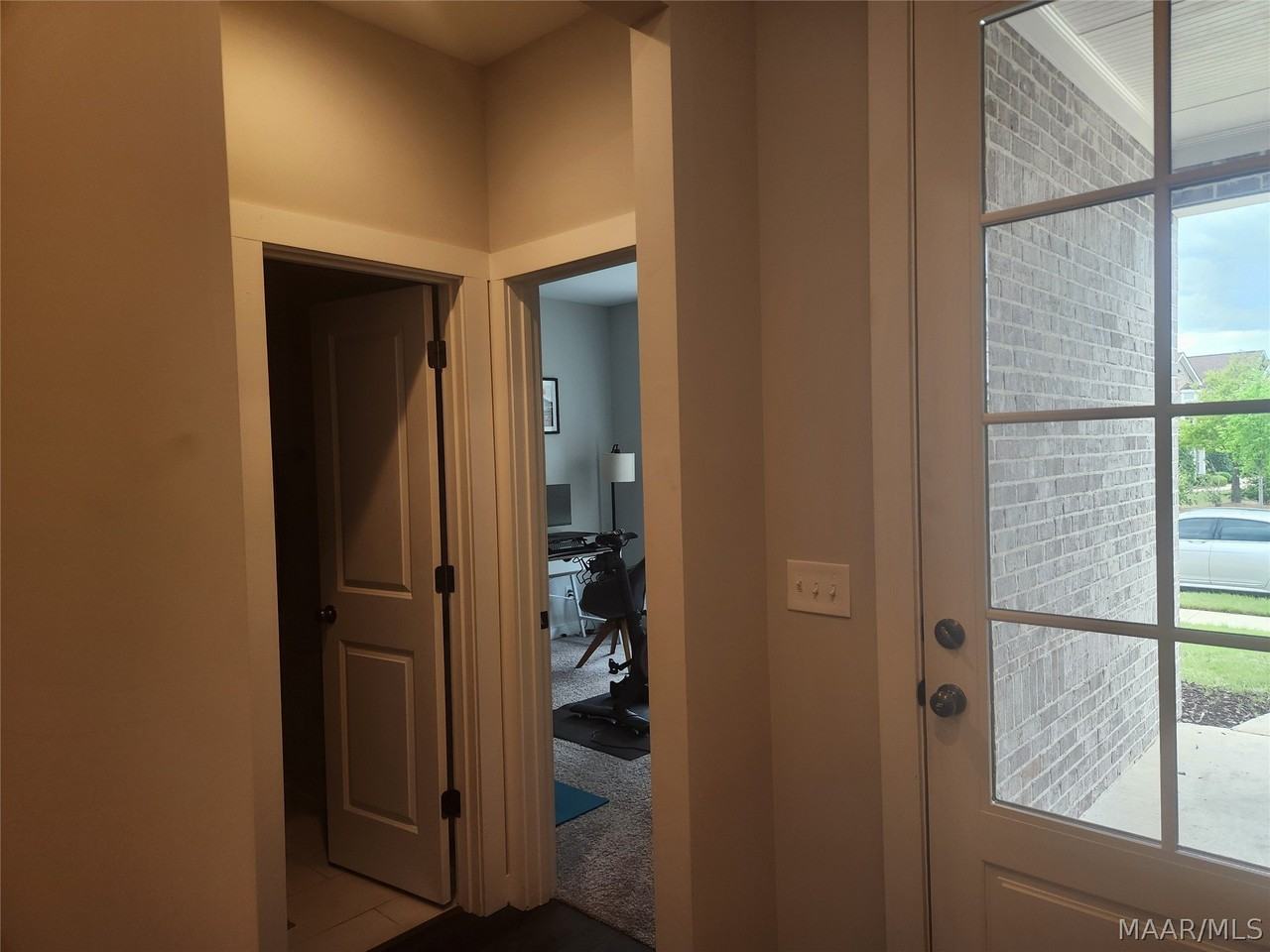 1007 Old Quarters Rd - Photo 4 of 30