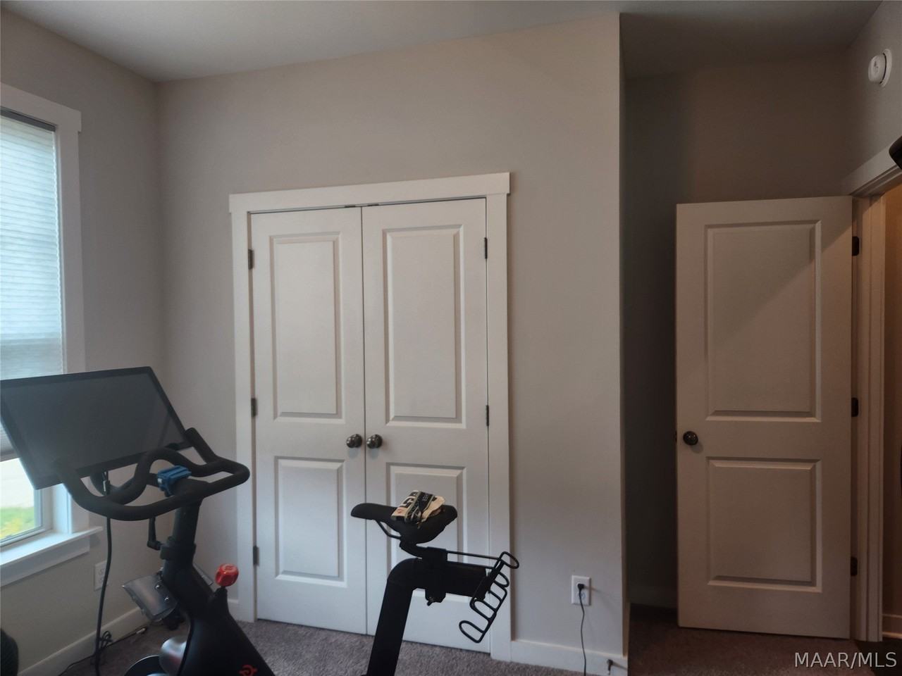 1007 Old Quarters Rd - Photo 6 of 30