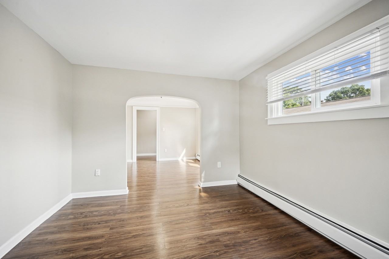 1029 E Granet Ave Lowr - Photo 6 of 11