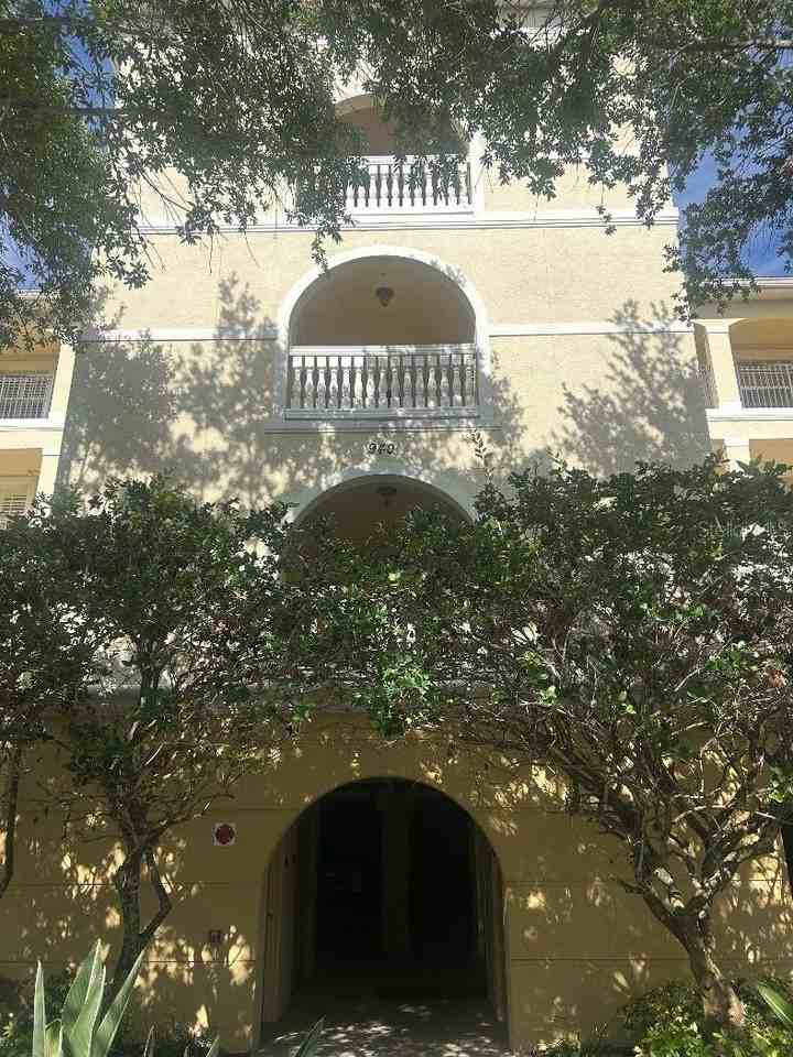 940 Cooper St #302 - Photo 3 of 28