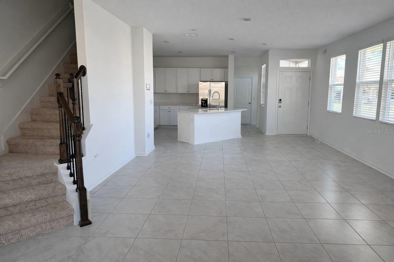 470 Redbud Rd - Photo 6 of 12